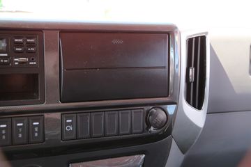 ���� ����ES3 130���� 4X2 3.8����ж��ͼƬ