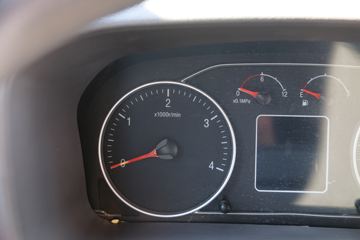 ���� ����ES3 130���� 4X2 3.8����ж��ͼƬ