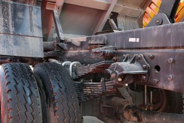 ���� ����ES3 130���� 4X2 3.8����ж��ͼƬ