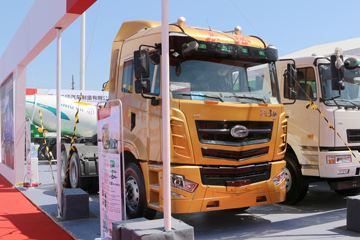 H7&nbsp;牵引车外观                                                图片