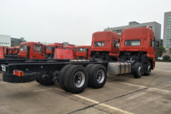 东风商用车 天龙VL重卡 2019款 350马力 8X4 9.6米栏板载货车(DFH1310A3)