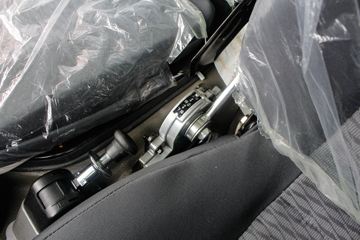 ���� ����F7 95���� 4X2 4.2��������ж��(����)(EQ3041S3GDF)ͼƬ