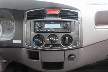 ���� ����F7 95���� 4X2 4.2��������ж��(����)(EQ3041S3GDF)ͼƬ