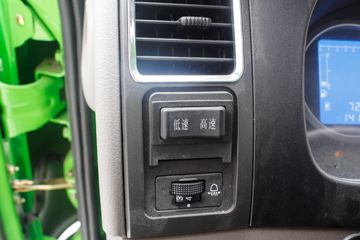 ���� ����F7 95���� 4X2 4.2��������ж��(����)(EQ3041S3GDF)ͼƬ