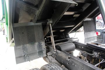 ���� ����F7 95���� 4X2 4.2��������ж��(����)(EQ3041S3GDF)ͼƬ