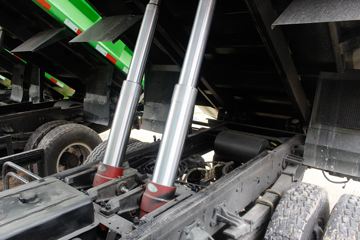 ���� ����F7 95���� 4X2 4.2��������ж��(����)(EQ3041S3GDF)ͼƬ