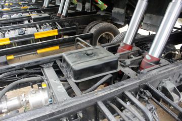 ���� ����F7 95���� 4X2 4.2��������ж��(����)(EQ3041S3GDF)ͼƬ