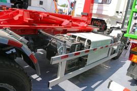 德龙L3000&nbsp;电动垃圾车底盘图片