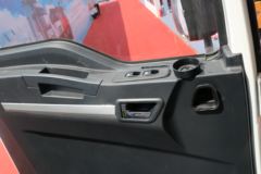 陕汽重卡 德龙新M3000 380马力 8X4 5.8米 LNG自卸车(SX5258ZLJMB404TL)
