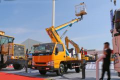 江铃汽车底盘 高空作业车