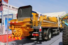 徐工 车载式混凝土泵车(重汽HOWO底盘)
