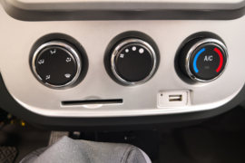 赛菱&nbsp;载货车驾驶室                                               图片