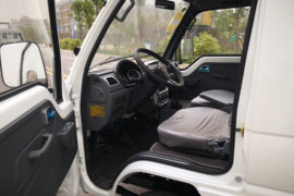 赛菱&nbsp;载货车驾驶室                                               图片