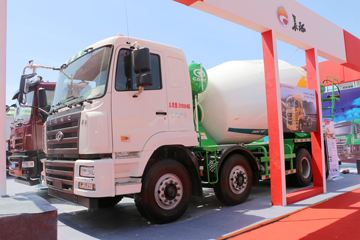 华菱M5&nbsp;混凝土搅拌车外观                                                图片