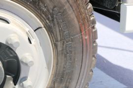 华菱M5&nbsp;混凝土搅拌车底盘                                                图片