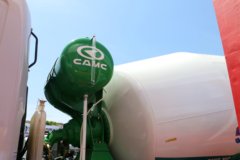 华菱重卡 345马力 8X4 7立方混凝土搅拌车(AH5310GJB1L5)