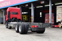 中国重汽 豪瀚N5G重卡 340马力 8X4 9.5米栏板载货车底盘(ZZ1315N4663E1)