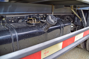 ���� K23 1.5L 110���� 3.3�׵��Ų�դʽ΢��(KMC5035CCYQ32D5)ͼƬ