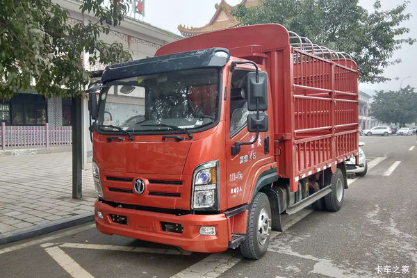 飞碟奥驰 V6系列 156马力 4.17米单排仓栅式轻卡