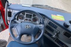 上汽红岩 杰狮C500 430马力 8X4 8米自卸车(CQ3316HTVG426L)