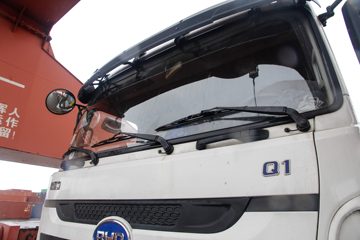 ���ǵ� Q1 31.5T 4X2 ���綯ǣ����217.6kWhͼƬ