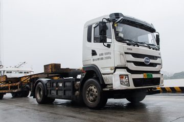 ���ǵ� Q1 31.5T 4X2 ���綯ǣ����217.6kWhͼƬ