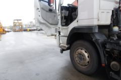 比亚迪 Q1 31.5T 4X2 纯电动牵引车(BYD4180D8CBEV1)217.6kWh