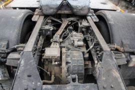 Q1&nbsp;电动牵引车底盘图片