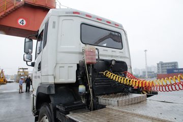 ���ǵ� Q1 31.5T 4X2 ���綯ǣ����217.6kWhͼƬ