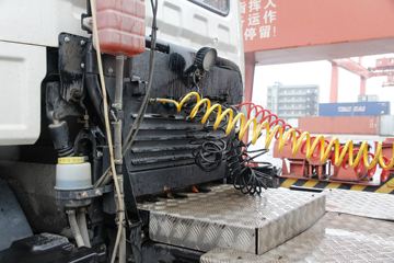 ���ǵ� Q1 31.5T 4X2 ���綯ǣ����217.6kWhͼƬ