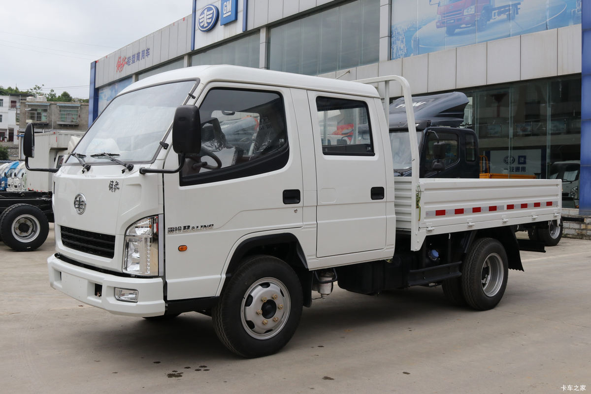 一汽红塔 解放霸铃 78马力 2.07米双排栏板轻卡(蒙沃MT78)