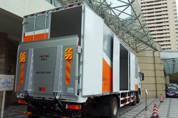 凯卓立 2吨 悬臂式货车液压尾板(CD-QB20/155SB(SBL))