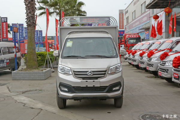 长安跨越王X3 舒适版 1.5L 汽油 112马力 2.7米双排厢式小卡(国六)(SC5031XXYYAS64)
