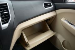 长安跨越王X3 舒适版 1.5L 112马力 3.2米单排仓栅式小卡(SC5031CCYAGD5H)