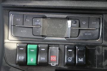 �й����� �ǵ¿�SITRAK G7H�ؿ� 440���� 8X4 6.5����ж��(����)(ZZ3316N306ME1)ͼƬ