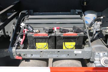 �й����� �ǵ¿�SITRAK G7H�ؿ� 440���� 8X4 6.5����ж��(����)(ZZ3316N306ME1)ͼƬ