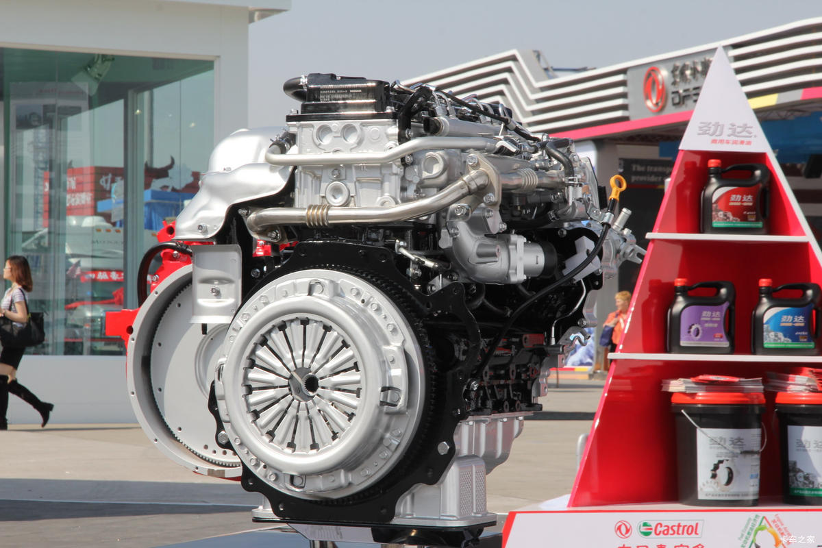 东风ZD30 204马力 3L 国五 柴油发动机