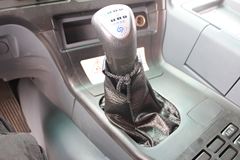 华菱之星 重卡 336马力 6X4 5.8米自卸车(HN3250P35D4M3)