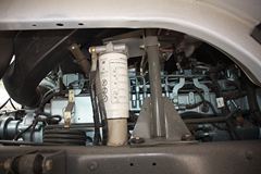 中国重汽 HOWO 375马力 8X4 混凝土搅拌车(亚特重工牌)(TZ5317GJBZN6)