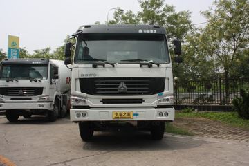 重汽豪沃(HOWO)底盘&nbsp;混凝土搅拌车外观                                                图片