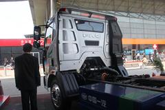 一汽解放 J6L中卡 140马力 4X2 4.5米混合动力商用车底盘(CA1123P9N1)
