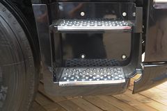 解放 J6P重卡 420马力 6X4 AMT自动挡牵引车(55周年纪念版)(CA4250P66K24T1A3HE)