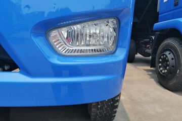 �Ĵ��ִ� ��Խ 140���� 4X2 4.3����ж��ͼƬ