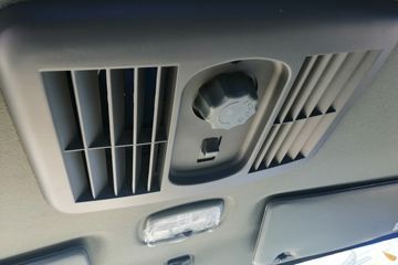 �Ĵ��ִ� ��Խ 140���� 4X2 4.3����ж��ͼƬ