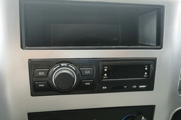 �Ĵ��ִ� ��Խ 140���� 4X2 4.3����ж��ͼƬ