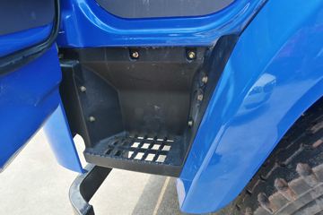 �Ĵ��ִ� ��Խ 140���� 4X2 4.3����ж��ͼƬ