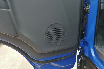 �Ĵ��ִ� ��Խ 140���� 4X2 4.3����ж��ͼƬ