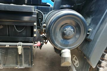 �Ĵ��ִ� ��Խ 140���� 4X2 4.3����ж��ͼƬ