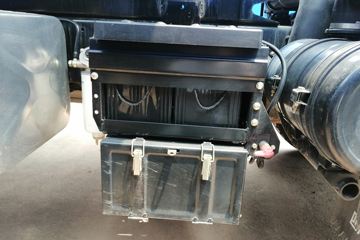 �Ĵ��ִ� ��Խ 140���� 4X2 4.3����ж��ͼƬ