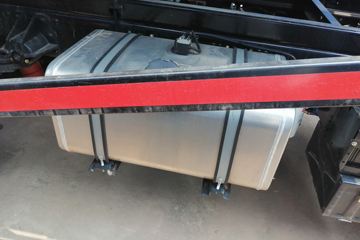 �Ĵ��ִ� ��Խ 140���� 4X2 4.3����ж��ͼƬ